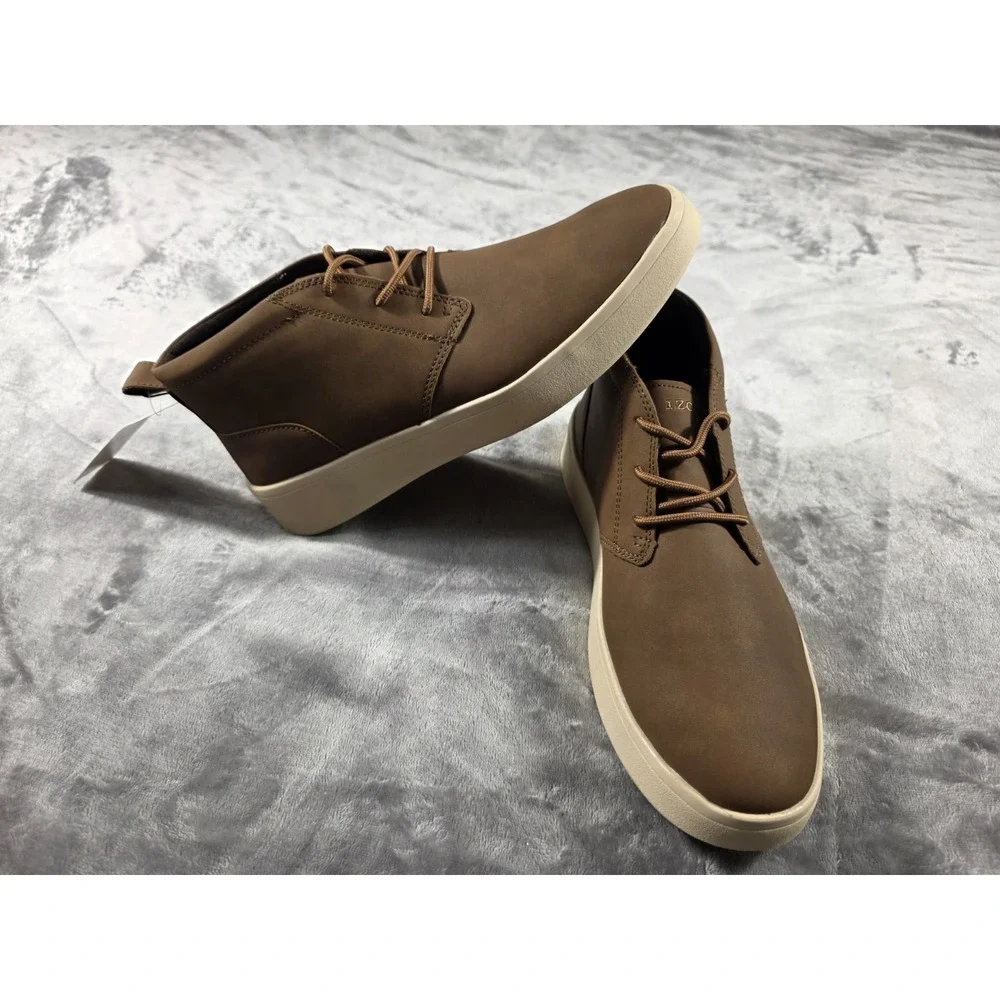 IZOD Men's Size‎ 8 PALMER Chukka Boot BROWN NIB